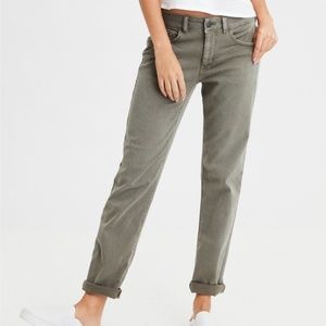 AE tomgirl pants